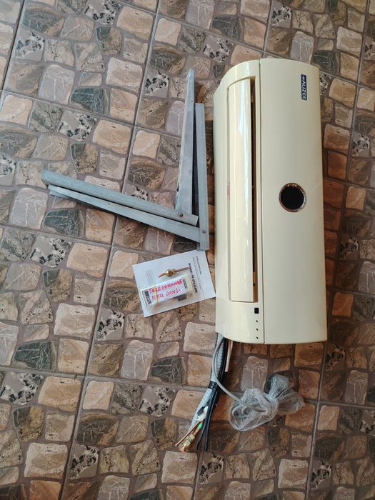 Vând aparat aer condiționat alizee