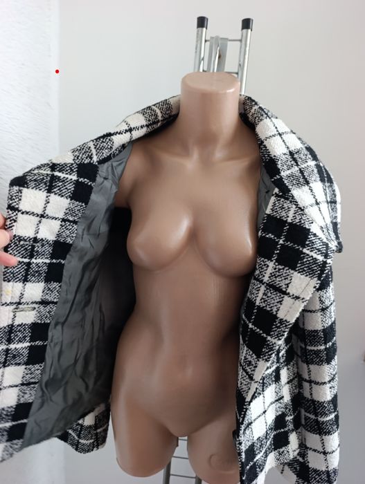 Vând lot haine de sezon