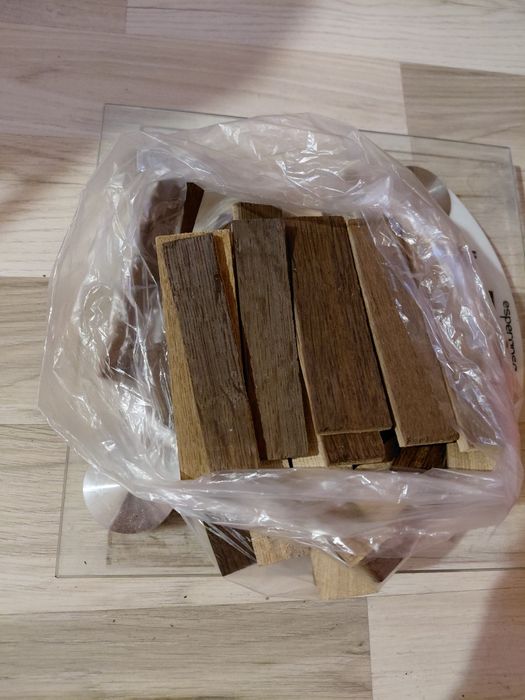 Български дъбов чипс за ракия и вино.1кг-10 евро.