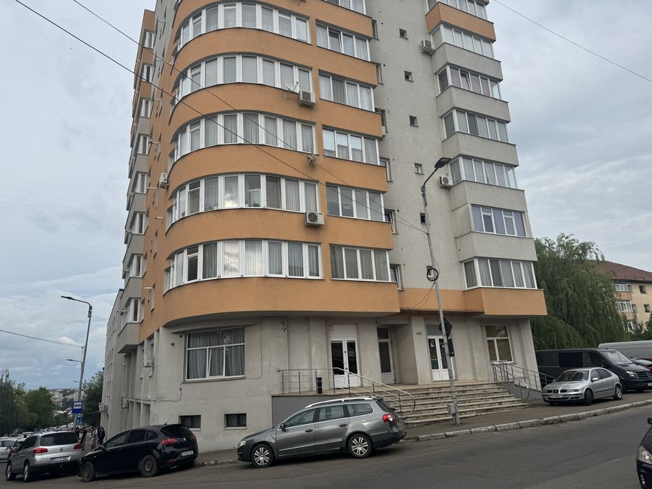 Apartament 76mp Suceava - Locuință sau Spațiu Comercial