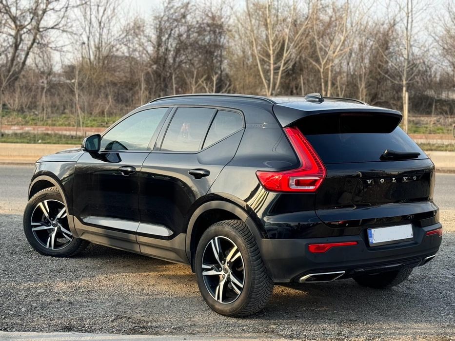 Volvo XC40 2019 R-Design Diesel