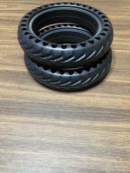 Гуми за ел.тротинетка Nedong