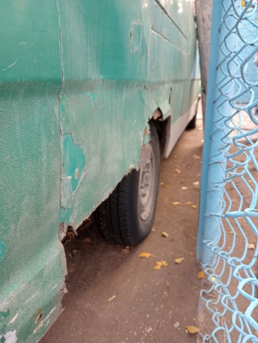 Продам Мерседес Бенц 309Д сапожок