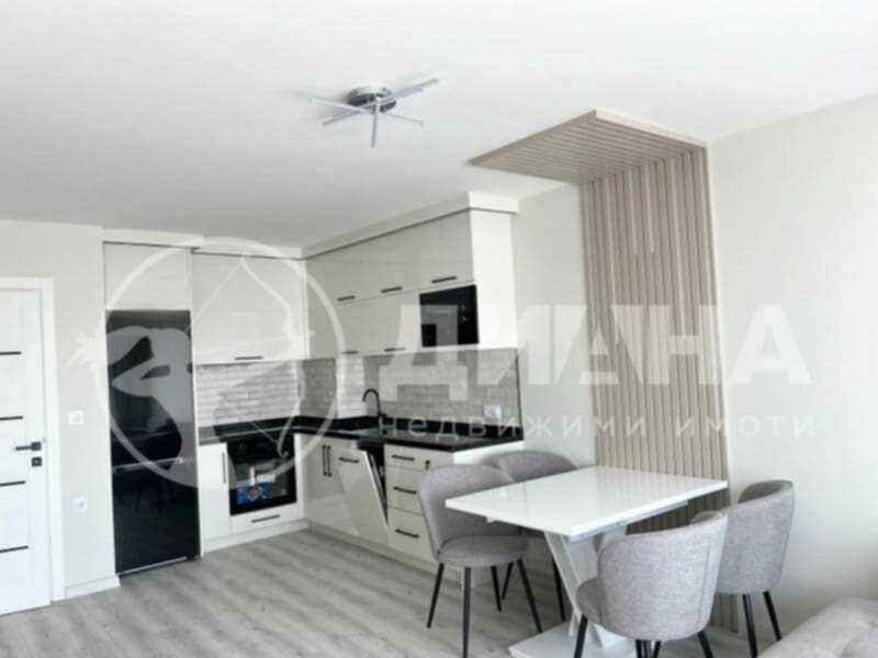 Продава се Двустаен апартамент в Пловдив, Христо Смирненски - 75 кв.м за 2540 €/кв.м - Снимка #1