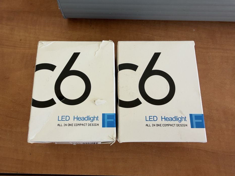 Set Becuri LED Auto C6 H4 - Noi (Lumină Albă 6500K, Plug & Play)