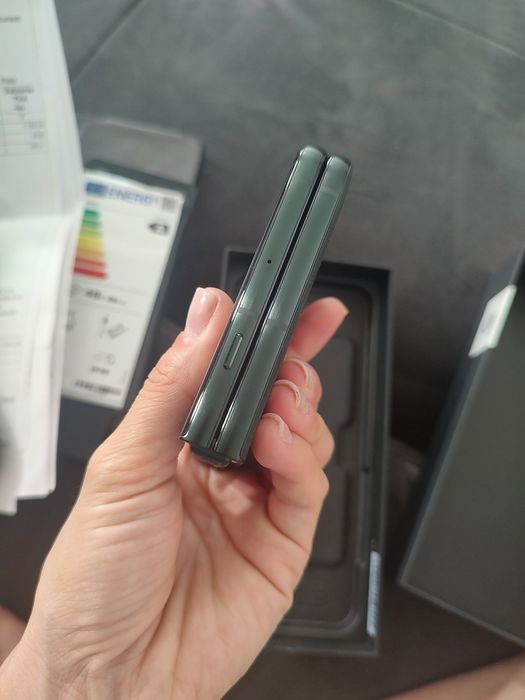 Motorola Razr 60 ULTRA 512gb