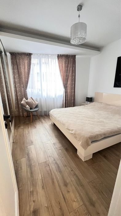 Apartament 3 camere