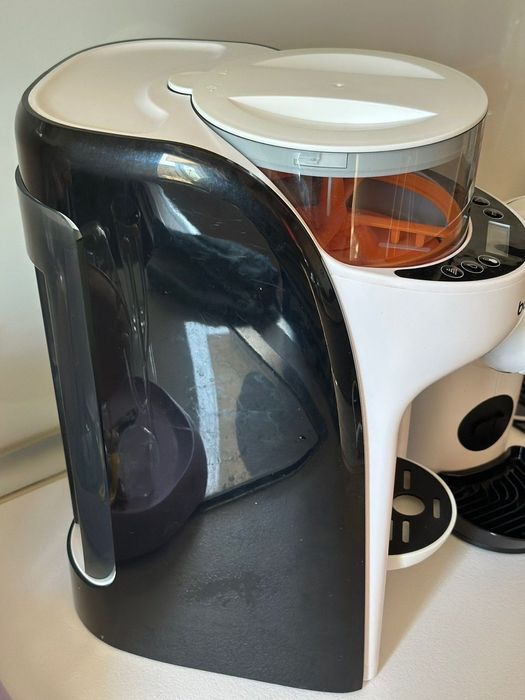 Уред за приготвяне на адаптирано мляко