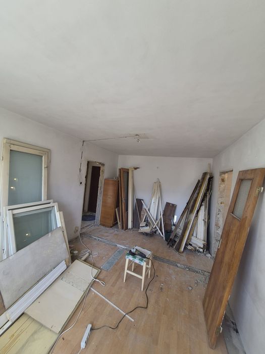 Oferim Servicii de Ridicat Moloz, 
Electrocasnice 
Debarasari Apartame