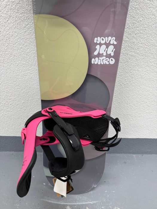 placa noua snowboard nitro nova L144cm