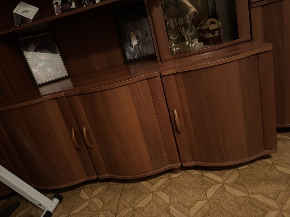 Стенка в гостинную