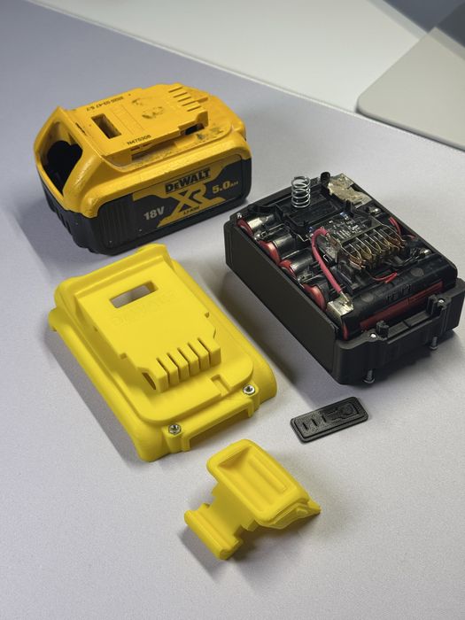 Carcasă pentru baterie DeWalt 18v 5Ah