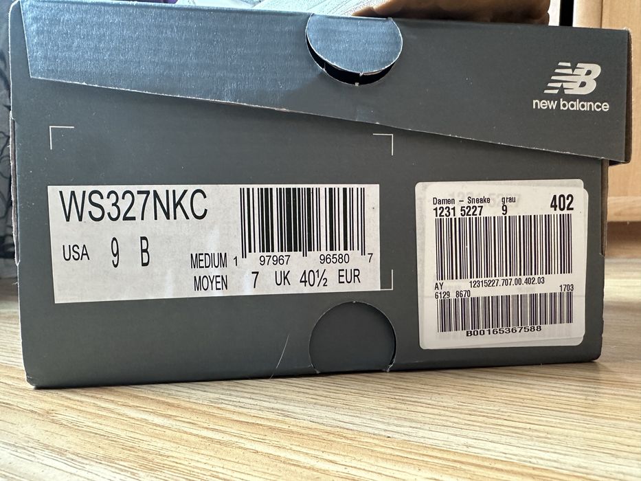 Маратонки New Balance сиво и бяло