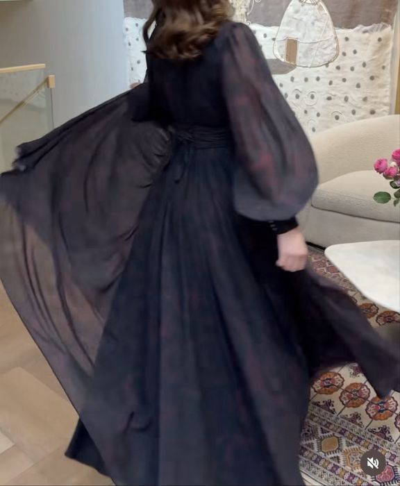 March 17, брендовое платье