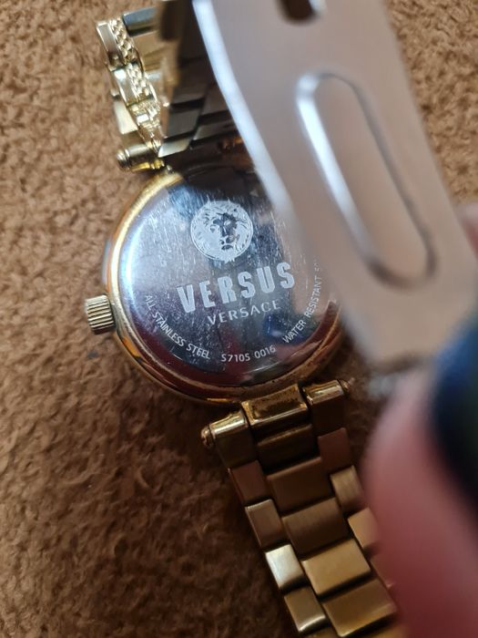 Дамски часовник Версаче Версус
