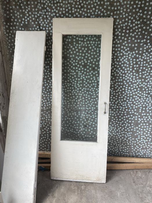 Старые двери межкомнатные