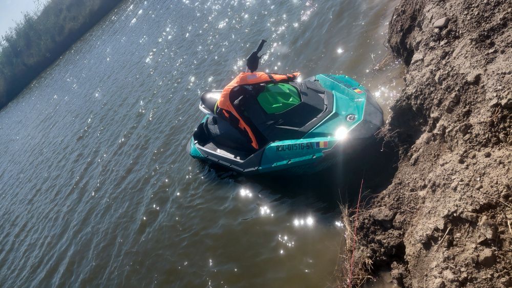 Vand skyjet sea doo 2019 apacitate cilindrică 900 cc.