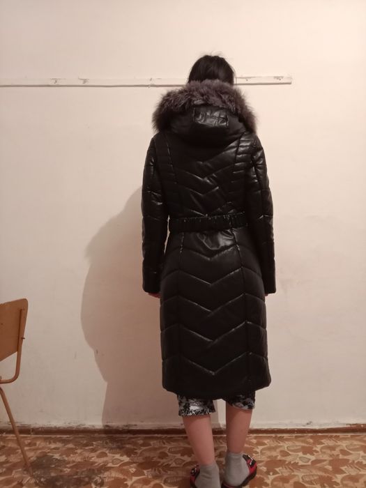 Срочно продам женскую куртку