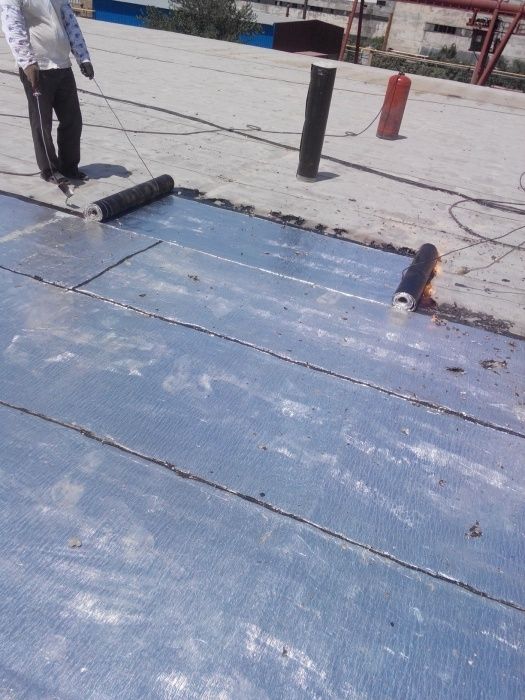 Гидроизоляция котлована, фундамента. Ремонт крыши/Фольгаизол, полиизол