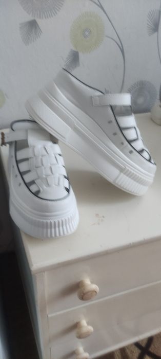 Чехли естествена кожа 36