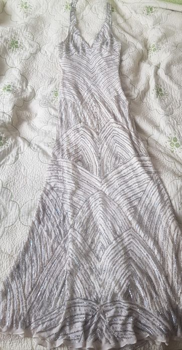 Платье вечернее с открытой спиной