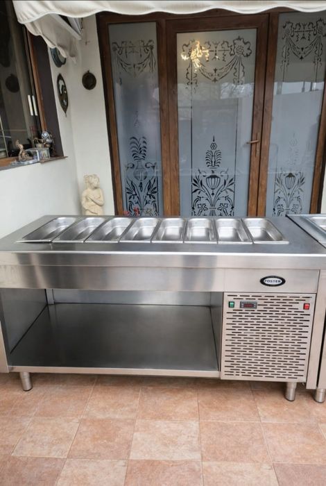 Vitrină rece salate și masă caldă (bain marie)