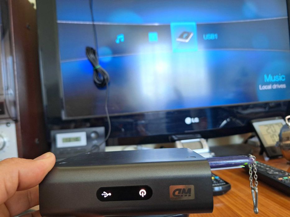 Western Digital WD TV Live Plus FULL HD Media Player cu telecomanda
