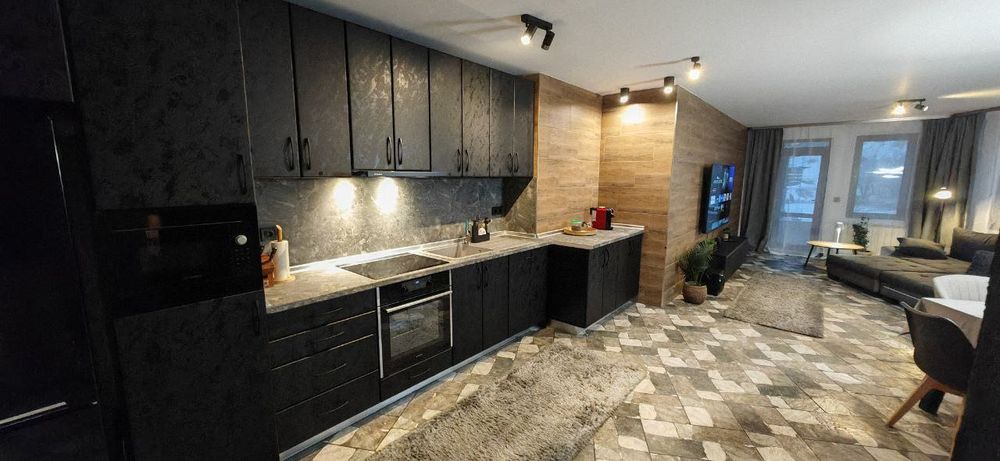 Дава се под наем Двустаен апартамент в Чепеларе - 118 кв.м за 91.8 € - Снимка #2