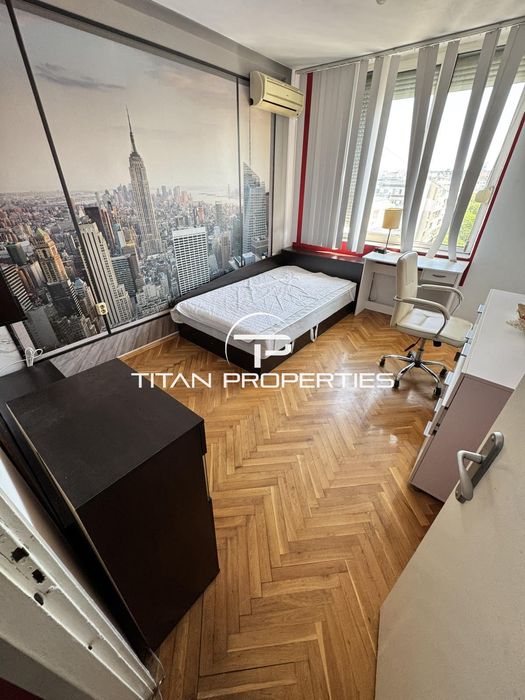 Продава се Тристаен апартамент в Бургас, Братя Миладинови - 86 кв.м за 2059 €/кв.м - Снимка #10