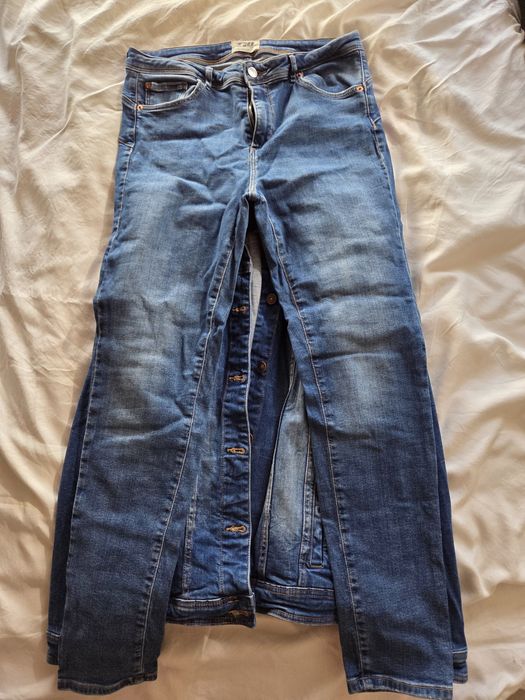 Lot 5 piese blugi damă M-L / 38-42: 2 Geci denim, Blugi, Fustă, Pantaloni scurți