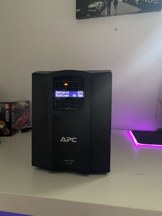 APC Smart-UPS 1500