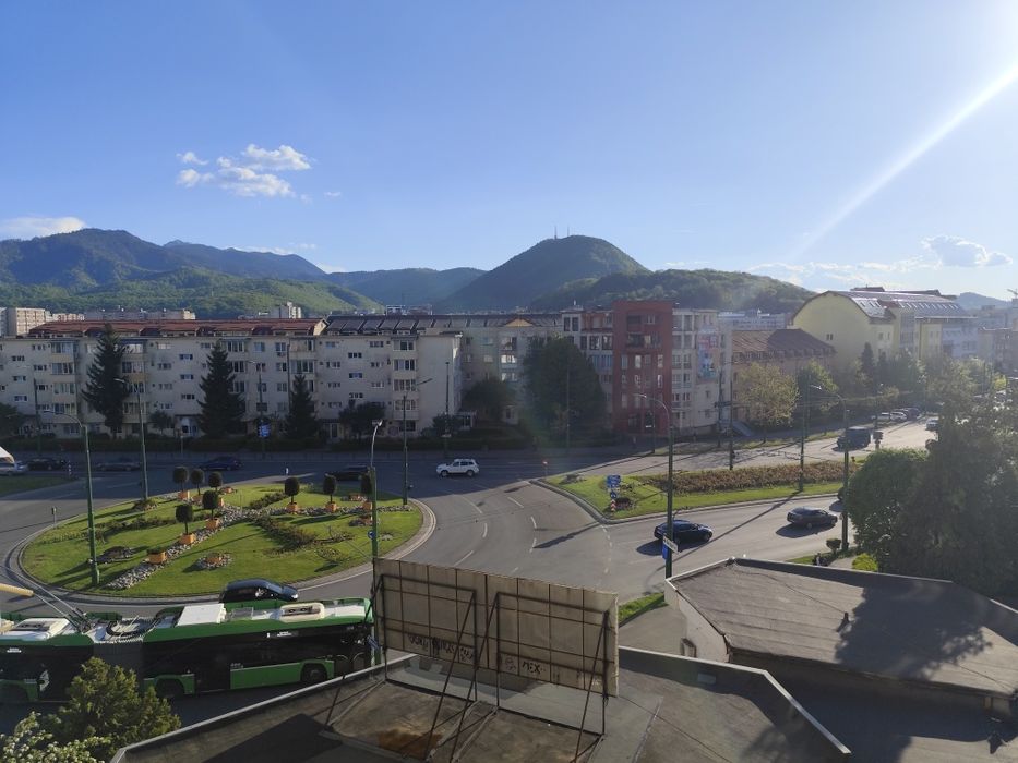 Apartament 3 camere zona buna