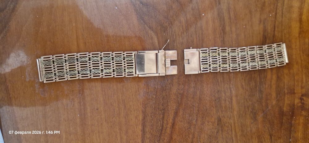 Золотой браслет для часов