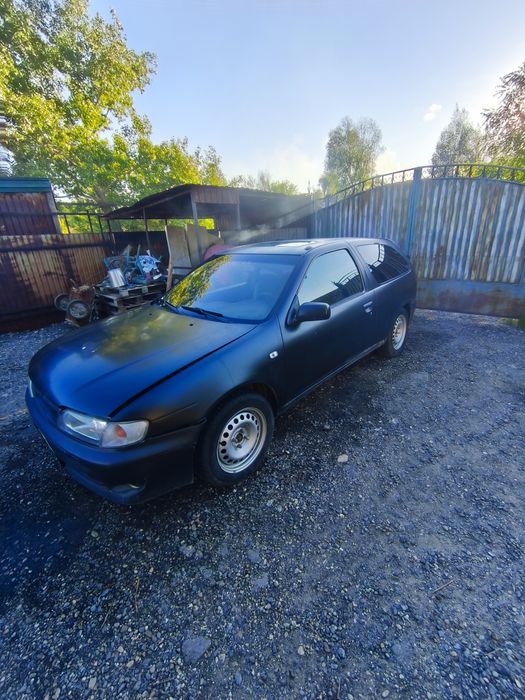 Nissan Almera 1996