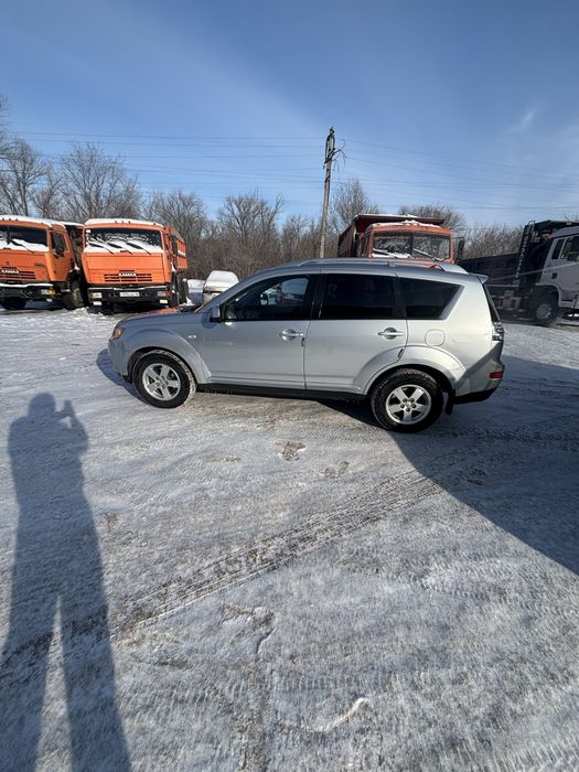 Митсубиши аутландр