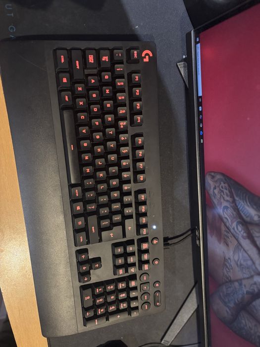 tastatura gaming logitech g213