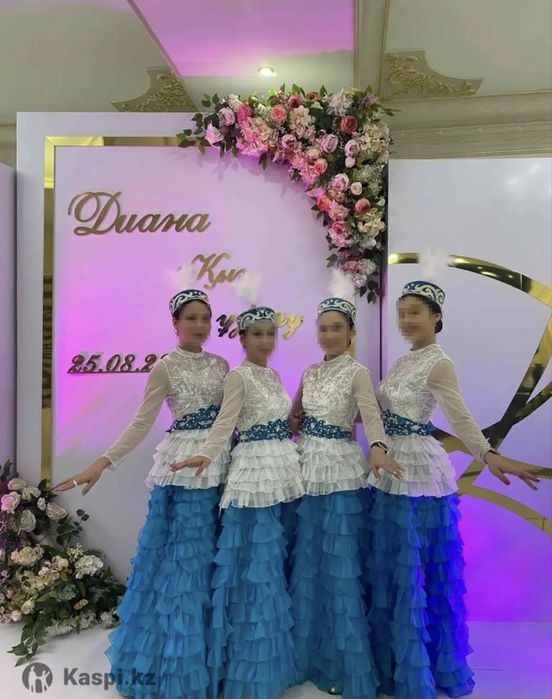 Костюмдер сатылады арзан бағада