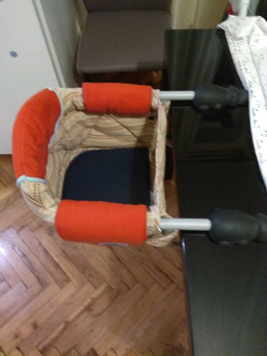 Детско столче за маса