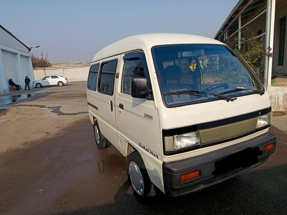 Damas 2003 yil radnoy holatda