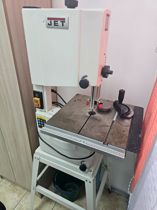 Ленточная пила в отличном состояние