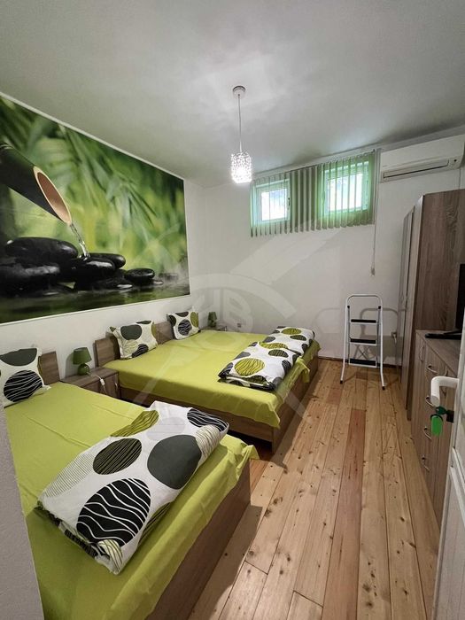 Етаж от къща кв.Галата - 50536