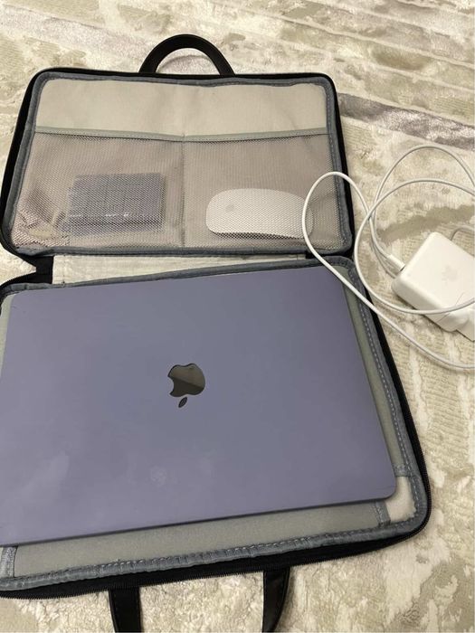 Macbook pro m2 почти новый