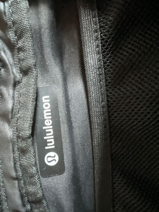 Lululemon Чанта за пари и телефон