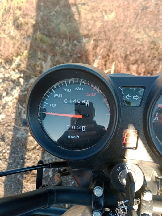 Продам мотоцикл Yaqi( альфа)