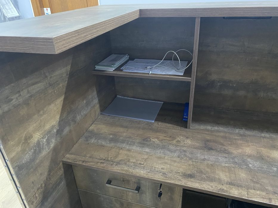 Продам мебель для ресепшена