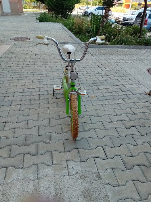 Продавам детски велосипеди