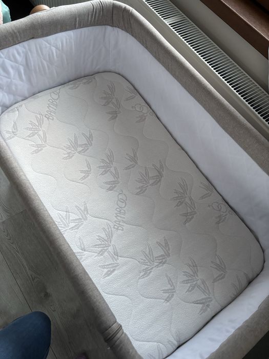 Next to me - Кошара!