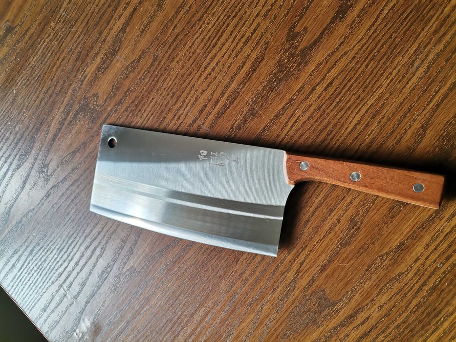 Масивни кухненски сатъри