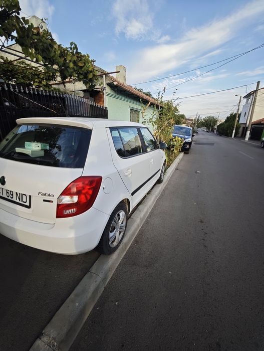 SKODA Fabia 2014 — imagine 2