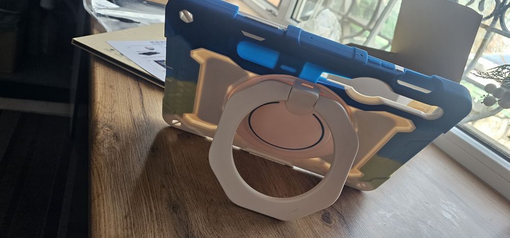 Противоударный детский чехол для планшета + стекло